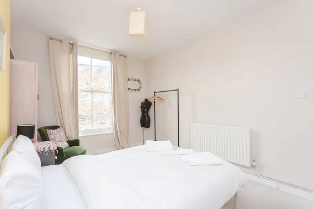 Cheerful 1 Bedroom Apartment in Vibrant Maida Vale
