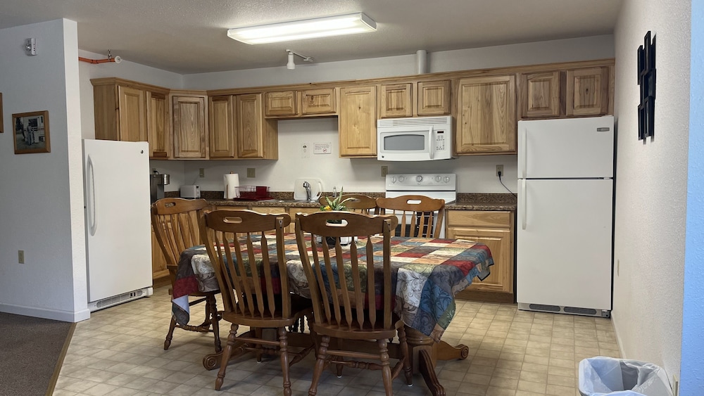 Denali Rainbow Village RV Park and Motel