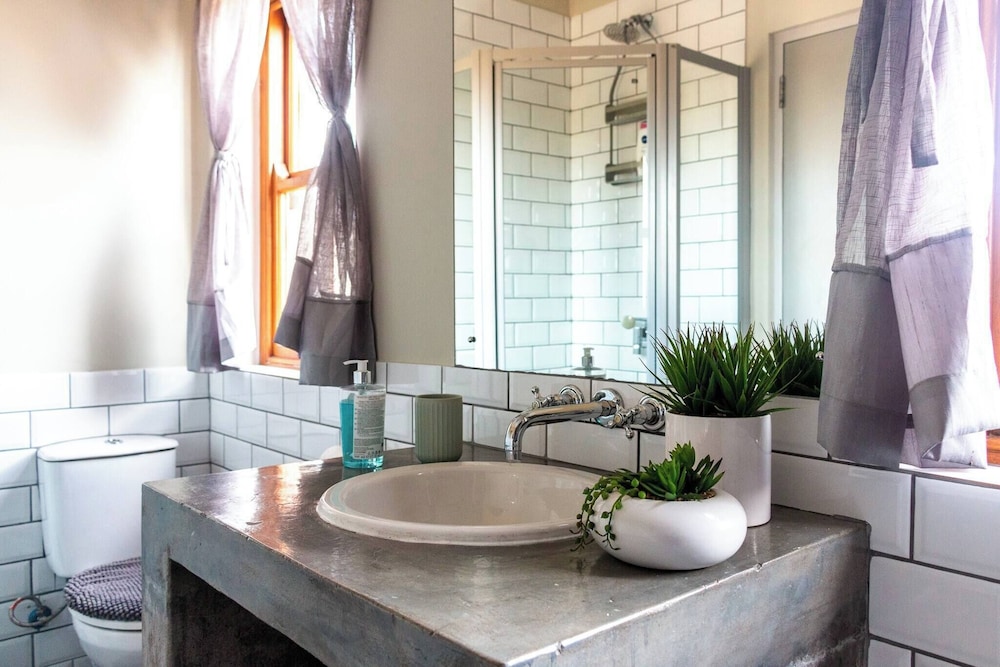 Serene Langebaan Getaway With Garden Views
