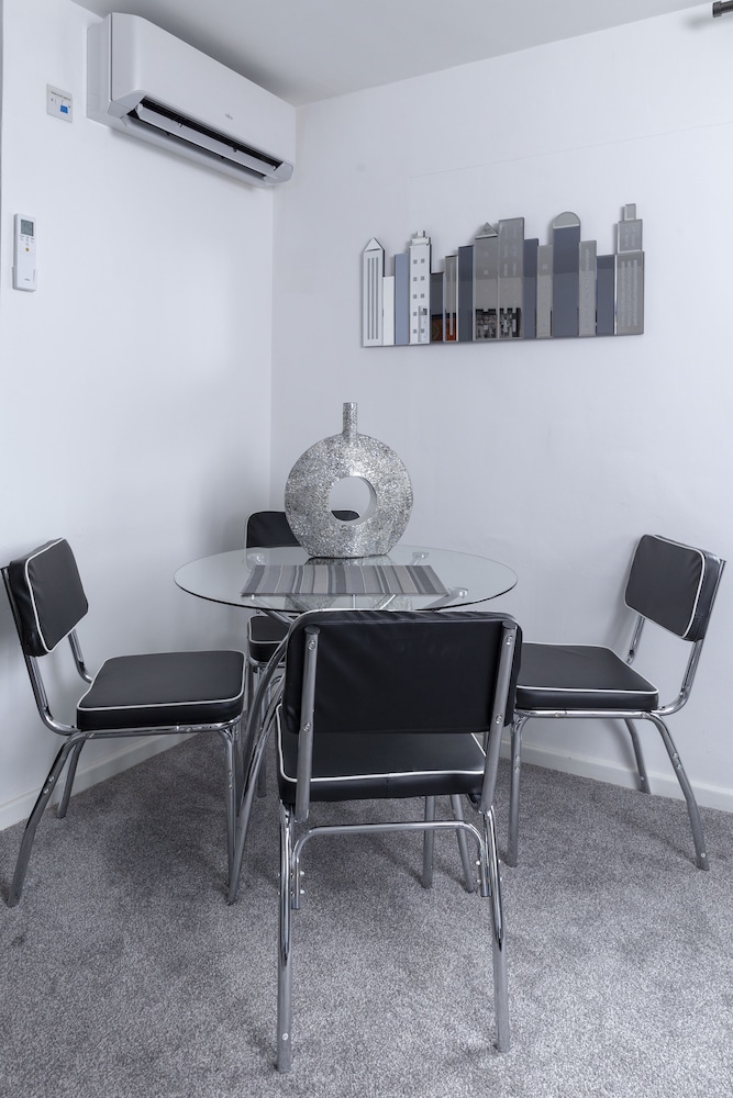 River Court Apartments LETS