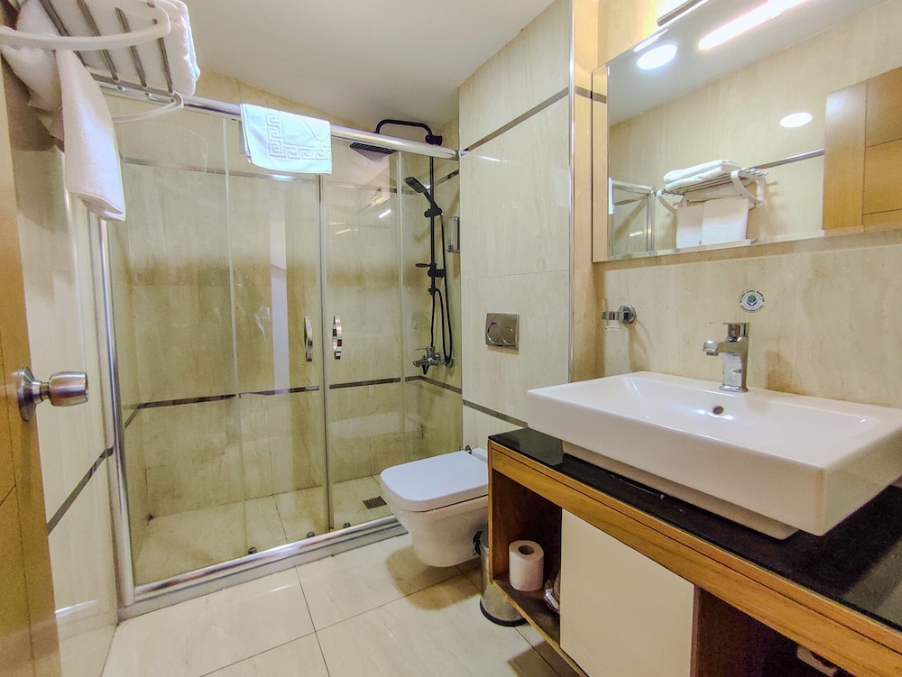 Shah Inn Otel - Image 19