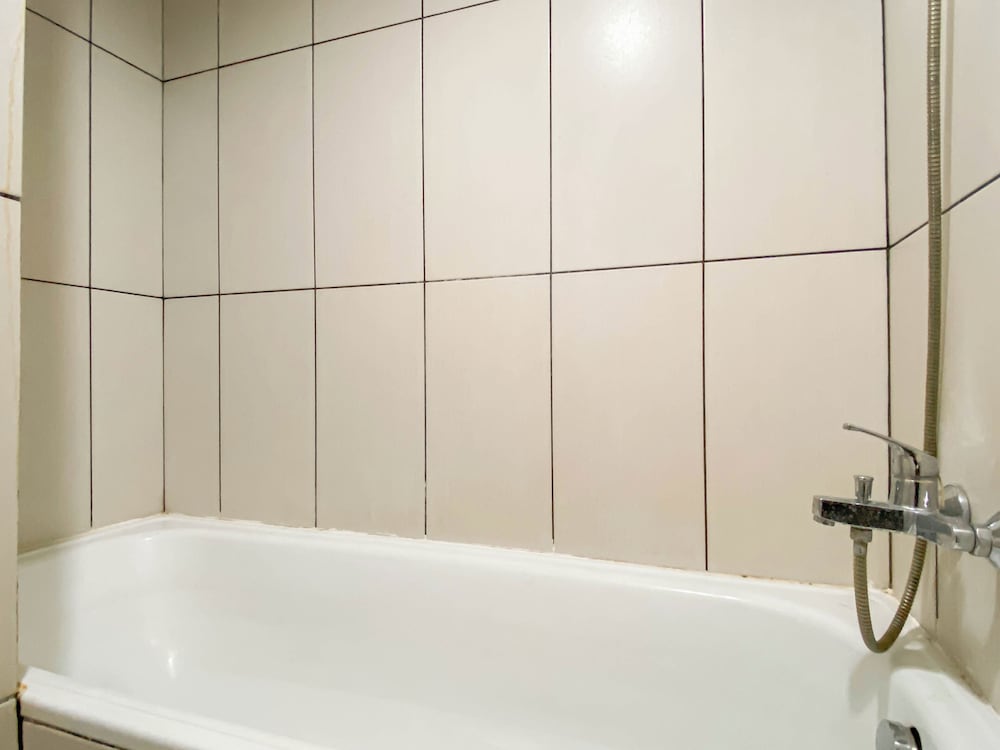 Simple And Homey 2Br At Grand Kamala Lagoon Apartment