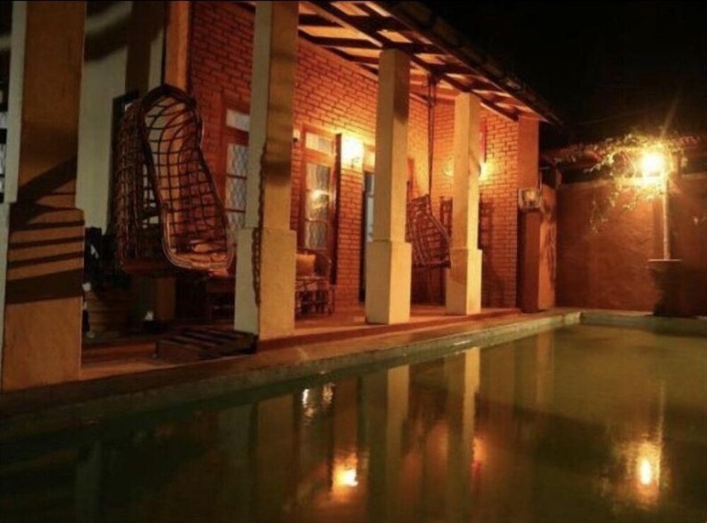 Plantation Retreat