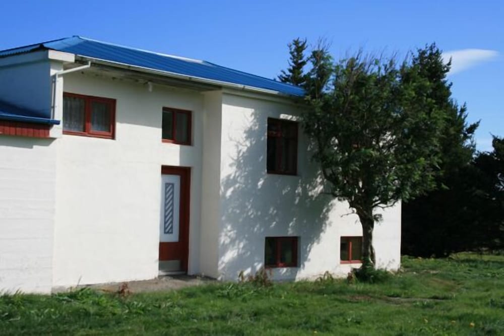 Brekkulækur Guesthouse