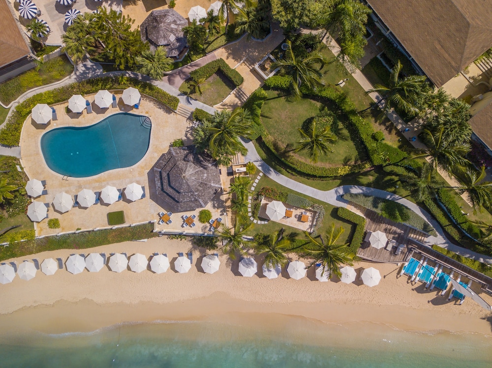 The Cove Suites at Blue Waters Resort and Spa - Property Image 19