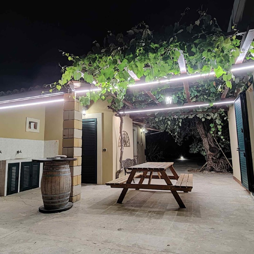 Giardino Tropicale Eco-friendly Accommodations