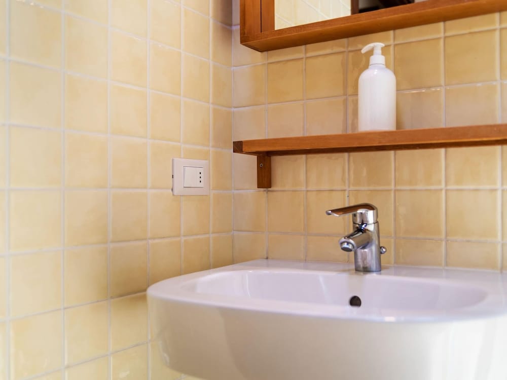 Spacious Holiday Home in Ca' De' Grimaldi near Town Center view 4