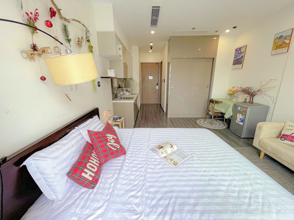 Vinhomes Ocean Park Apartment Ha Noi - 20 October Homestay