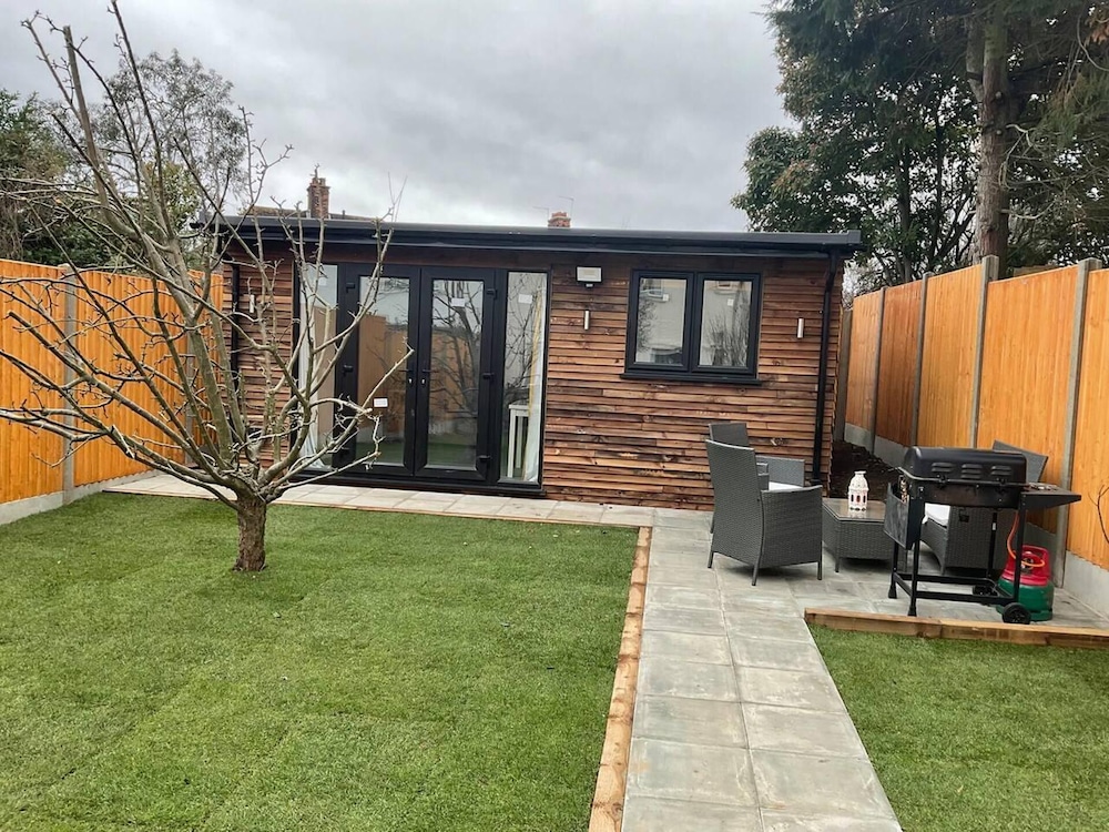 outdoor bbq area
