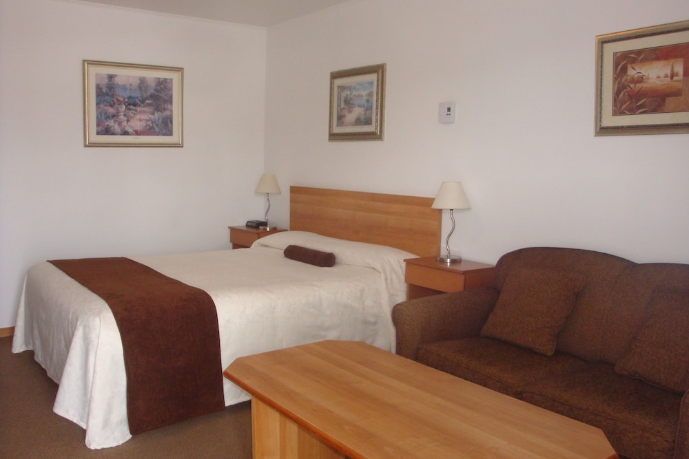 Bo-Mark Motel