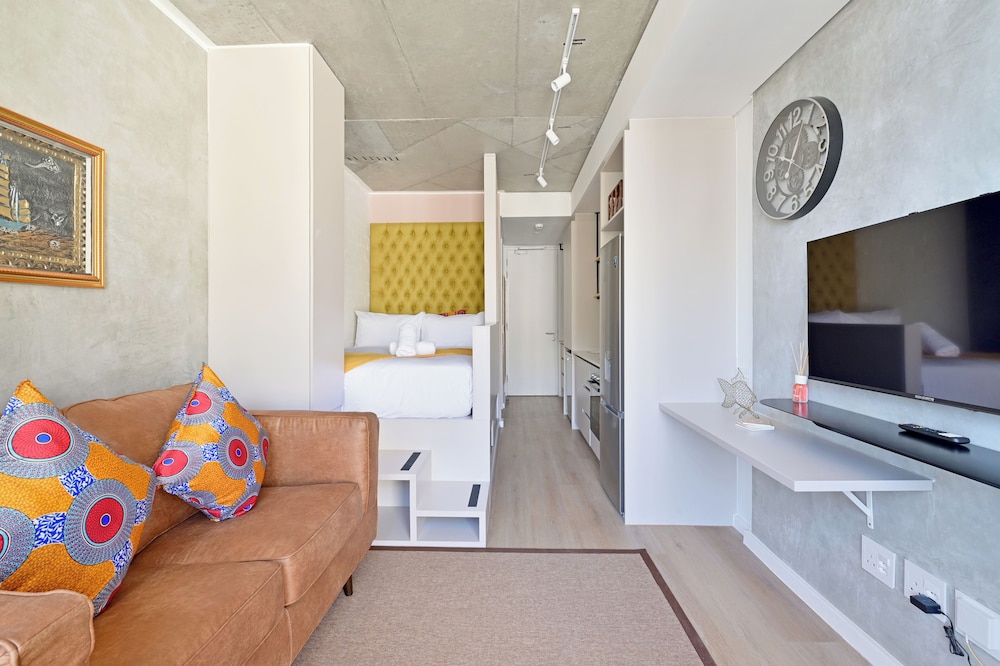 THREE43 on B - Fluent Serviced Apartments