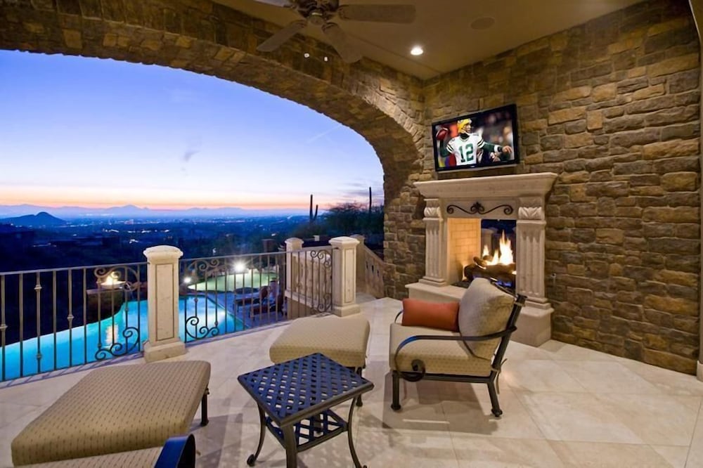 Bella Estate By Signature Vacation Rentals