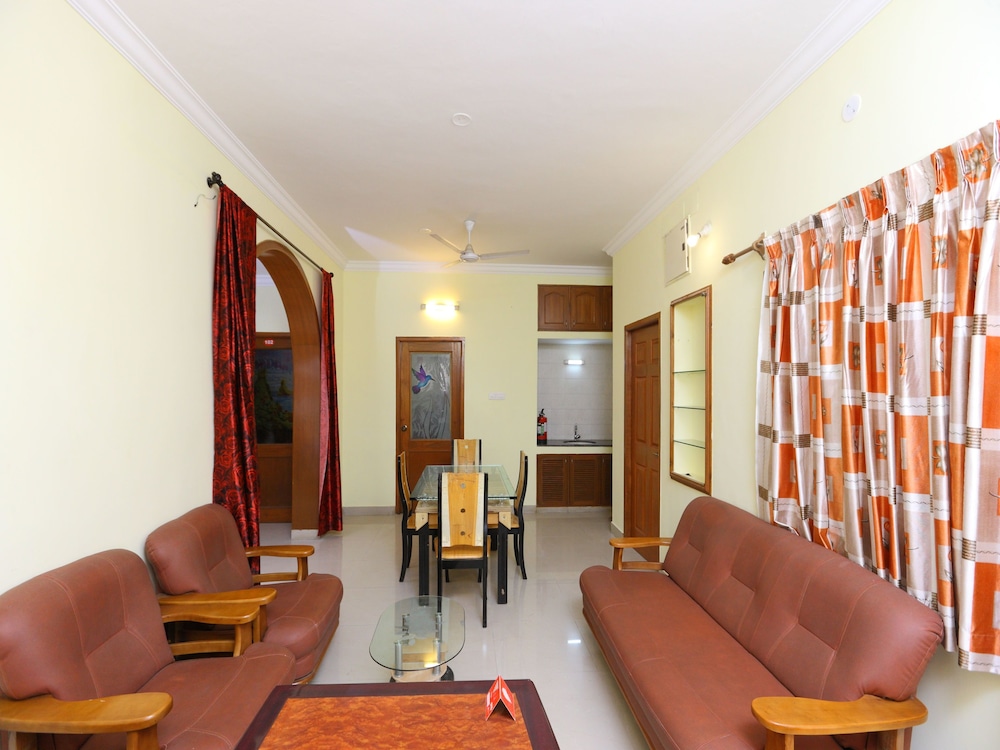 OYO 14091 Surabhi House Stays and Resorts