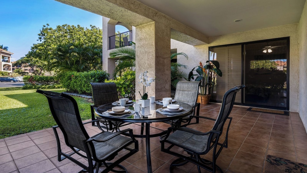 Spacious Hawaiian Unit w/ Lagoon View - AC & Wifi - Vrkcv