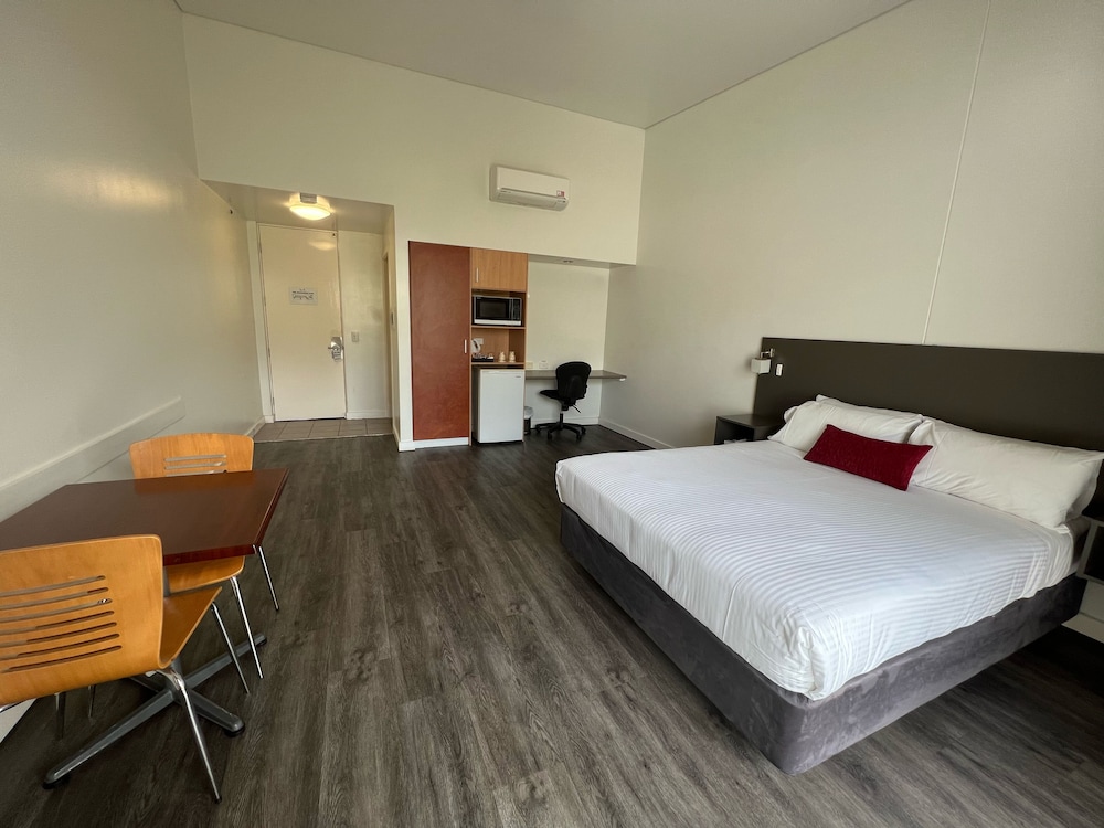 Country Roads Motor Inn Dysart