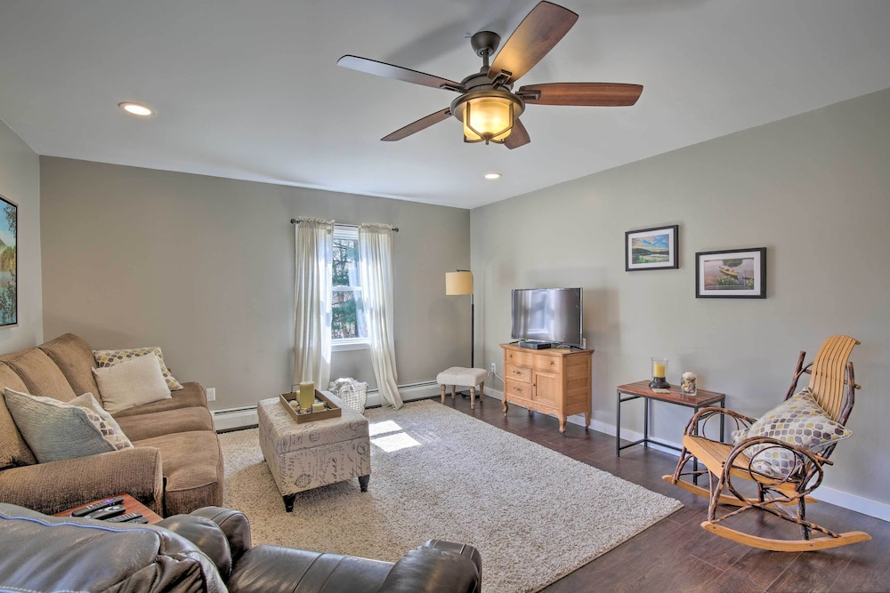 Stylish Pine Plains Home Near Parks Hiking! - Property Image 17