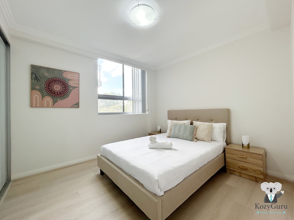 Kozyguru | Homebush West | 3Bed 2Bath Apt +Parking