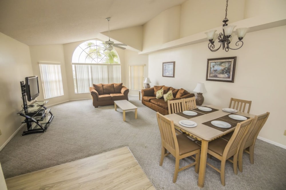 Charles' Sweetwater Club Condo