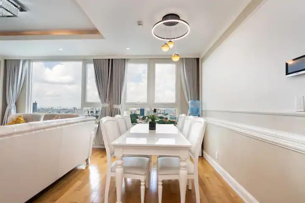 Salute de Leman Luxury Apartment