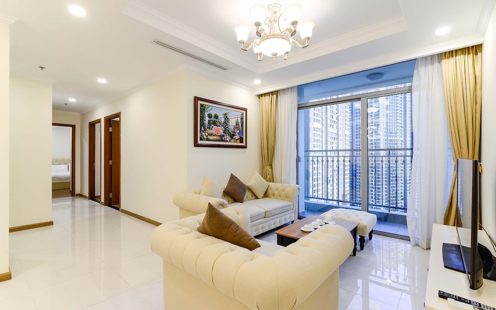 Vinhomes Riverside Luxury Condo