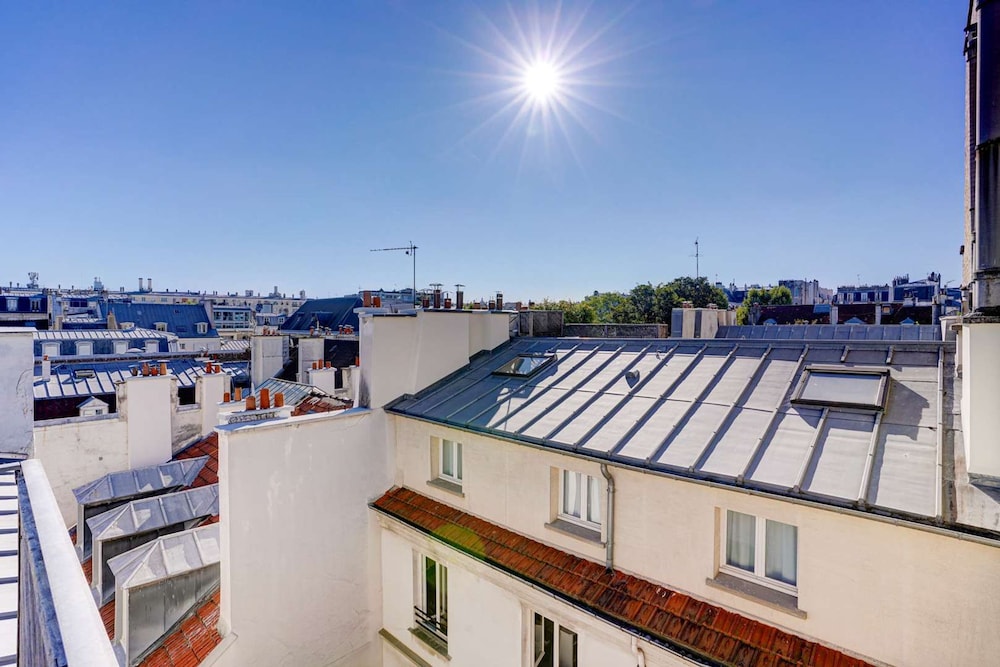 Dreamy Rive Gauche Modern 2 Bed Apt in Paris