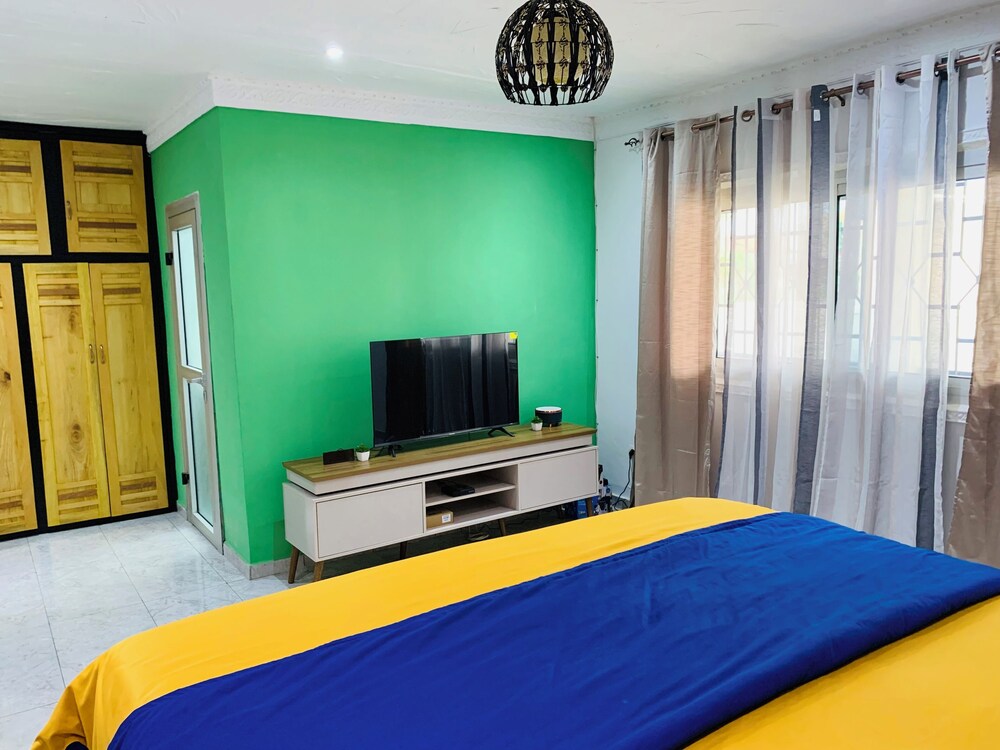 The Penthouse Essentials