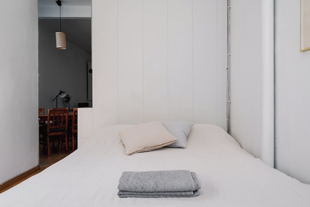Vintage 1BR Apt in Kamppi