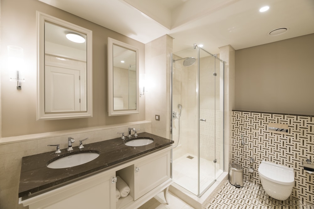 Ist flats Serviced Apartments - EMAAR SQ