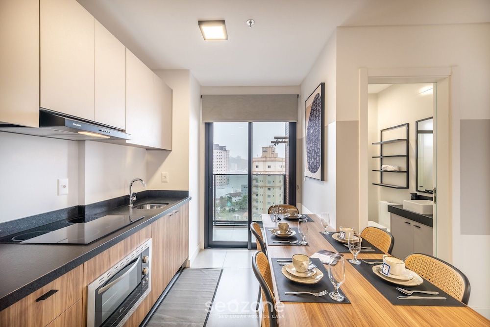 MHF II Apts Variados em Prédio com Vista para o Mar em Itapema