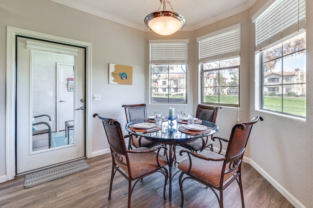 First-floor Condo w/ Pool Access in Mesa!