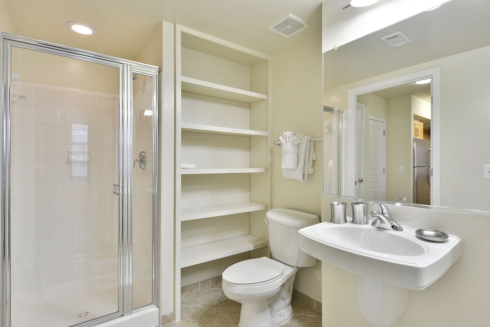 The Gramercy at Metropolitan Park