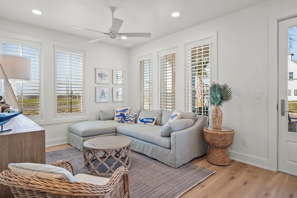 Coastal Breeze 126 SEA