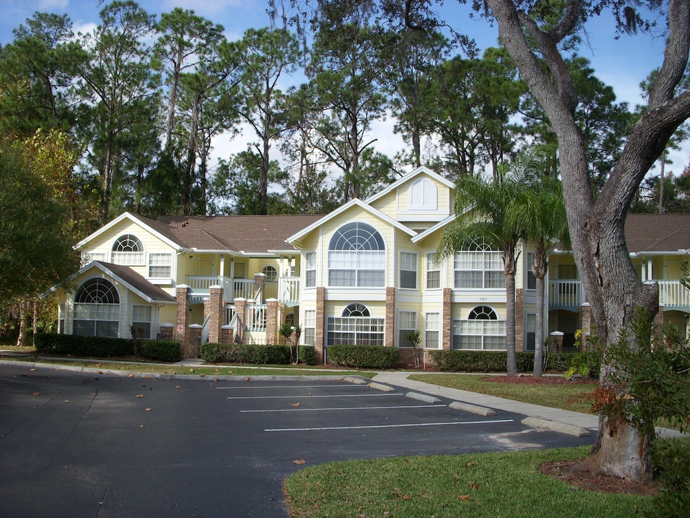 Florida Deluxe Villas, Condos, & Homes