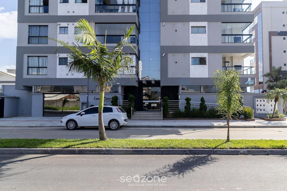 Cozy Apt 550m From the Beach in Porto Belo Lnb502