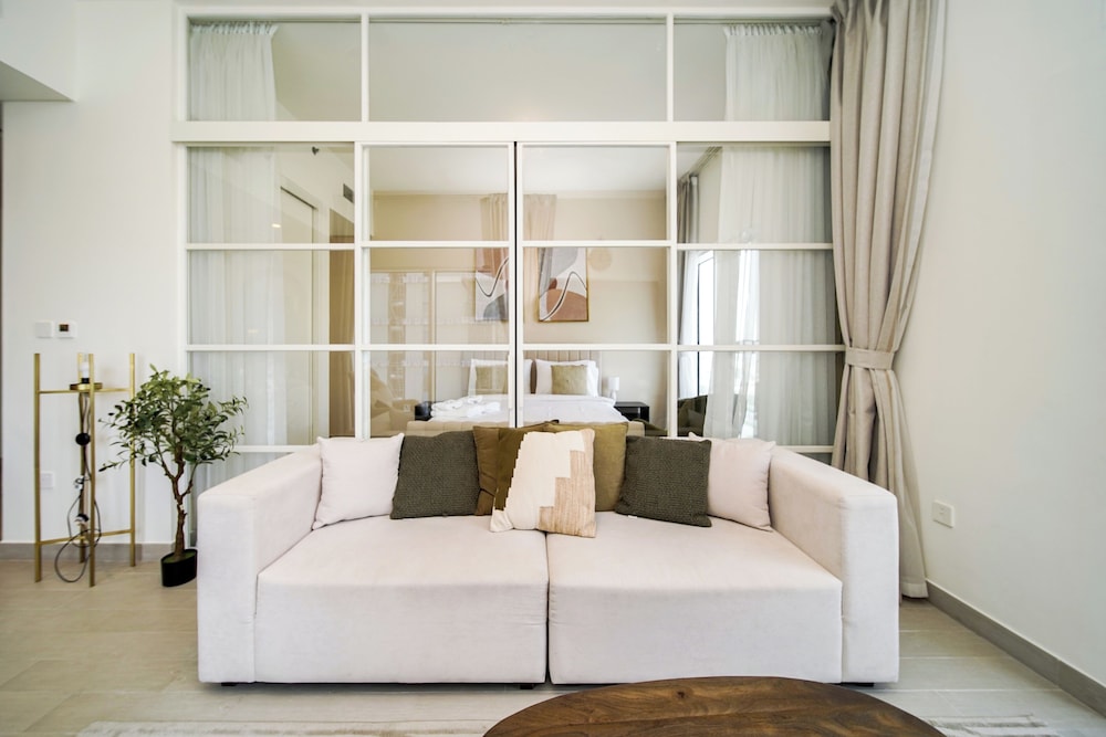 PVH - 2BR Golfville Dubai Hills