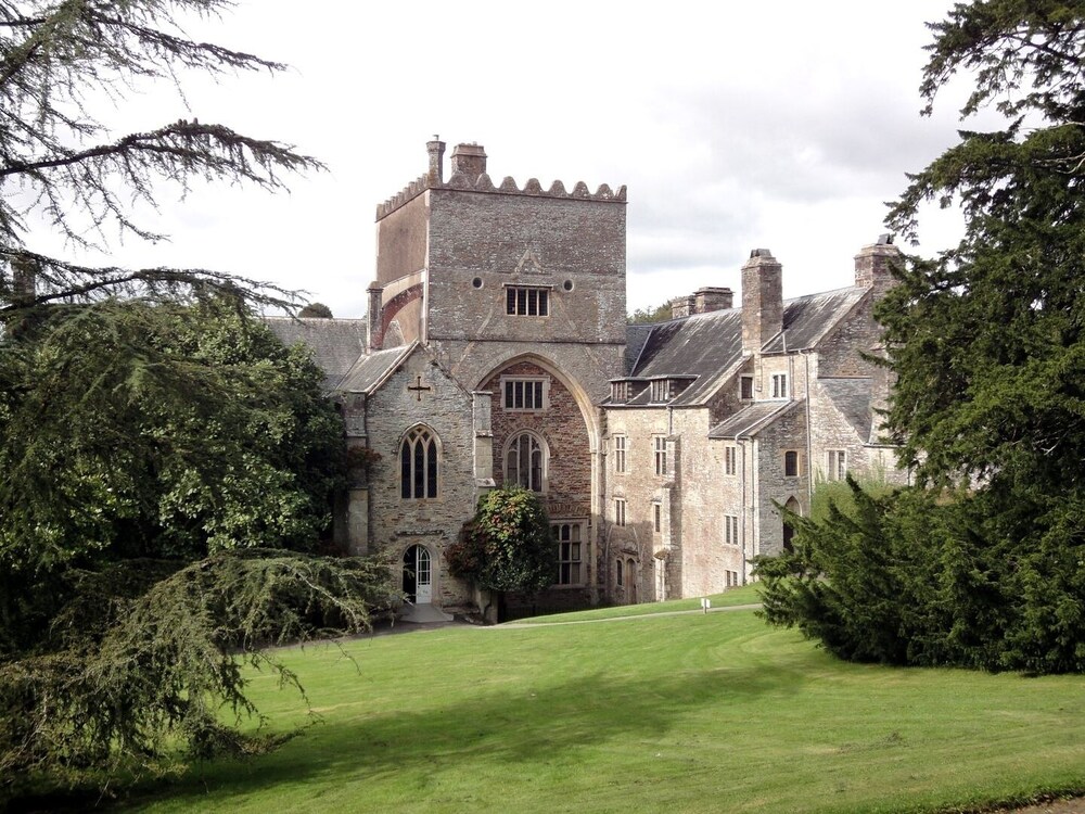 Yelverton Vacations - Burham Barn - Property Image 11