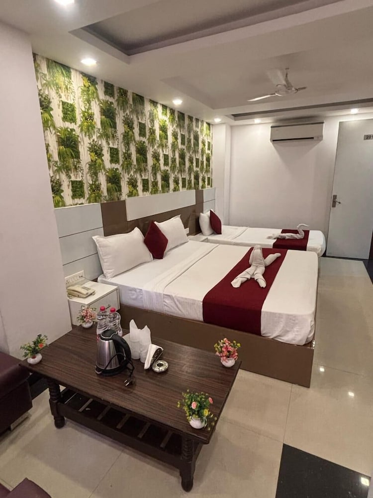 Hotel Arkwood Residency