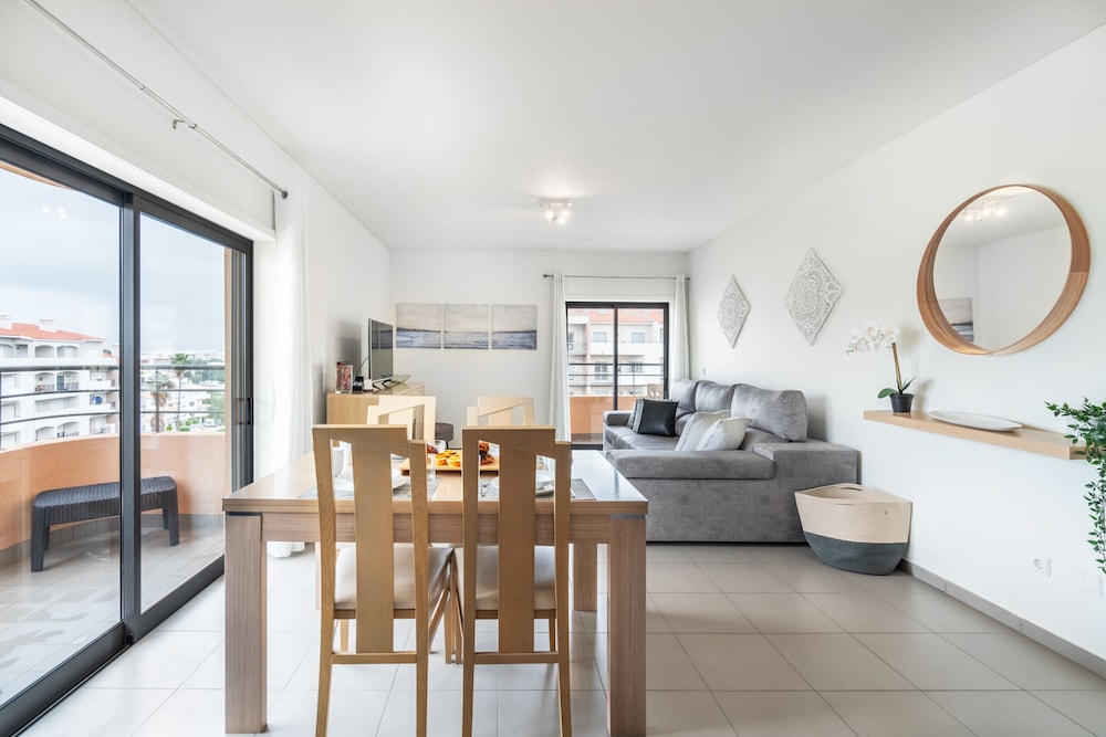 Praia DA Rocha Ocean View by Homing