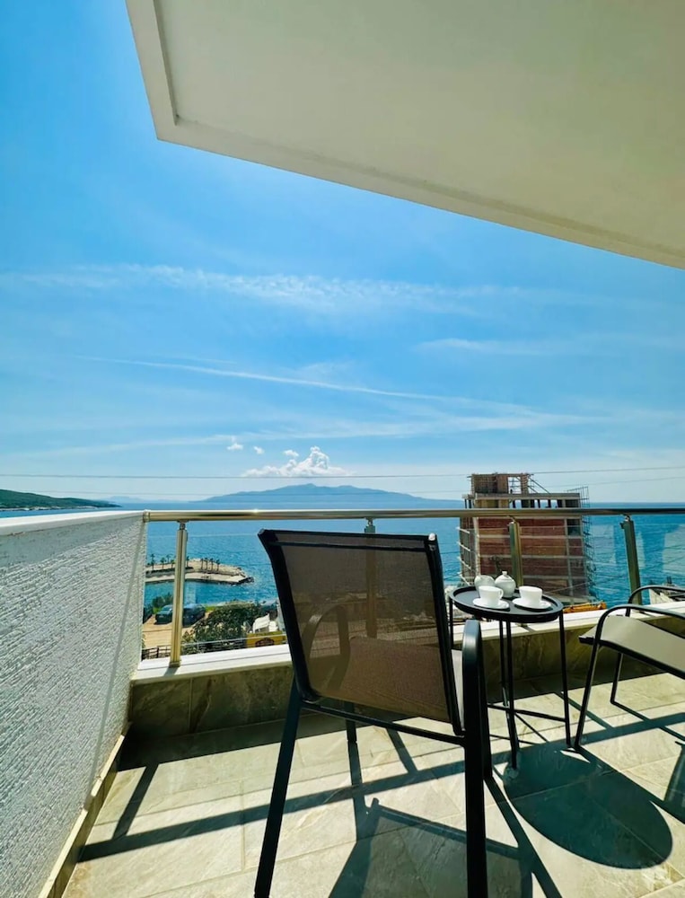 Saranda Exclusive Apartment 4