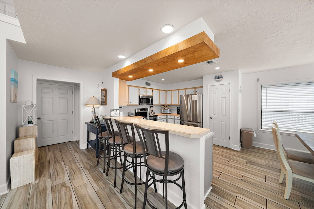 Ocean View by Ryson Vacation Rentals