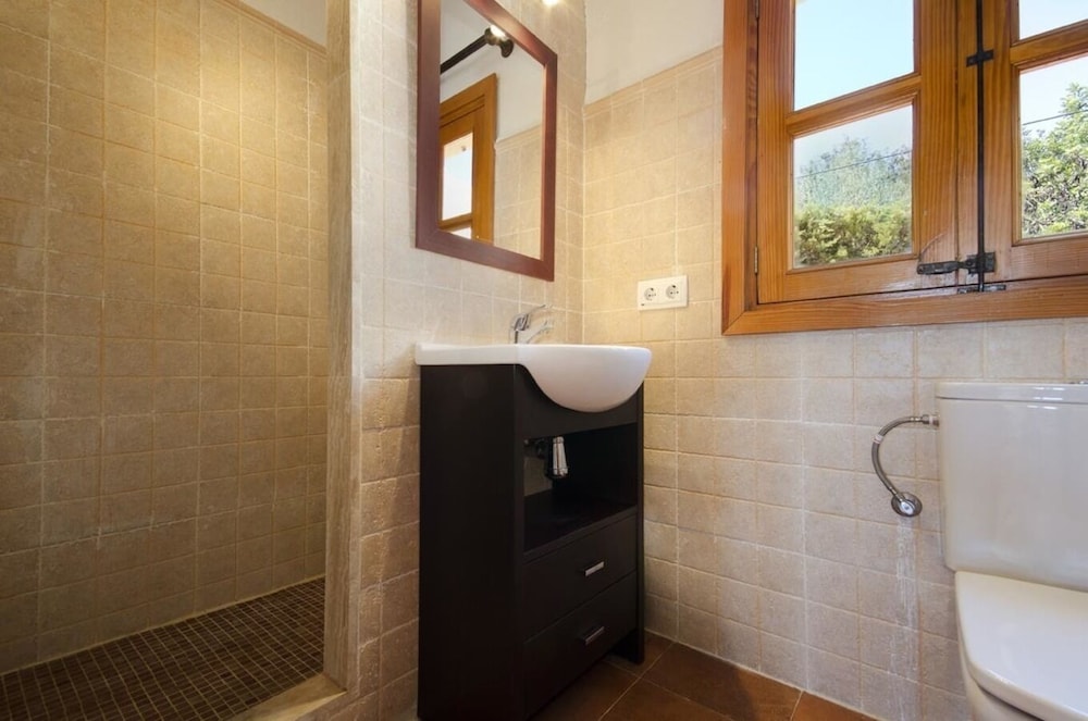 Pollensa Vacations - Villa - 2 Bedrooms with Pool - 103243 - Property Image 9