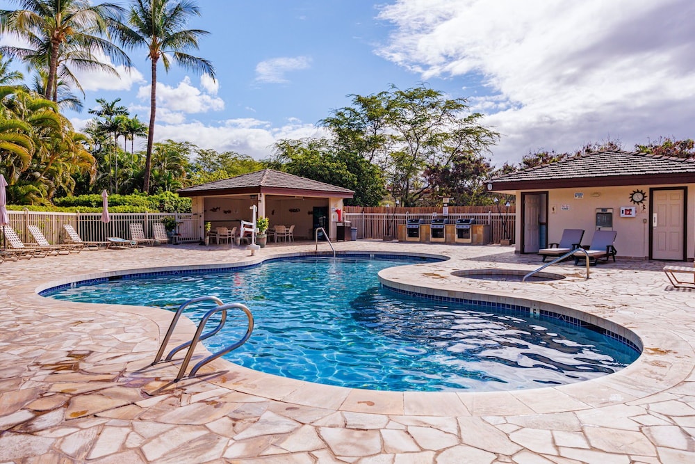 Kihei Beachside Resort Vistas