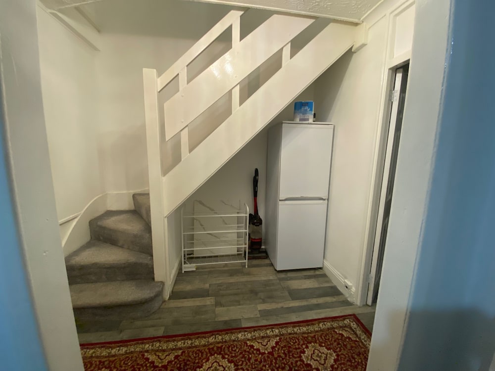 London Charm - 3 Bedroom House Near Canary Wharf
