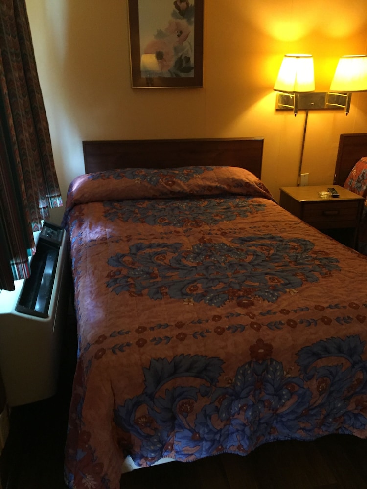 Royal Inn