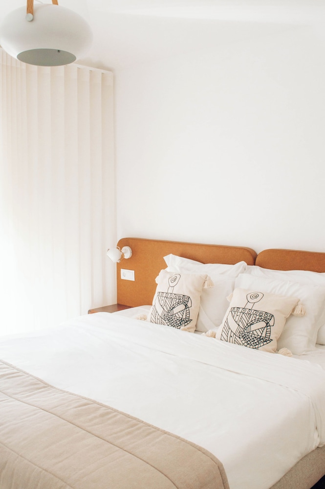 Stay In Apartments - D. Hugo 23
