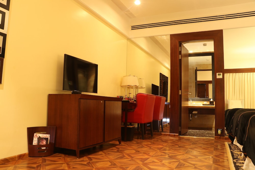 Della Resorts