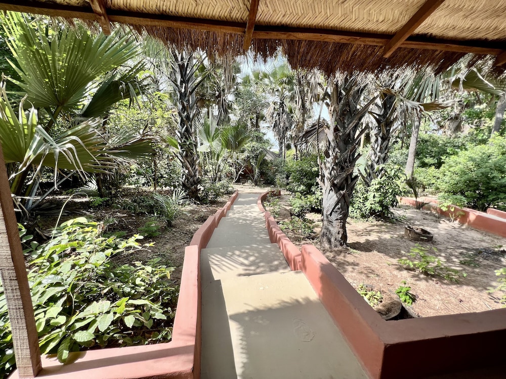 Nemasu Eco-Lodge
