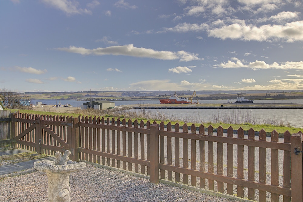 Kavija Invergordon in Invergordon