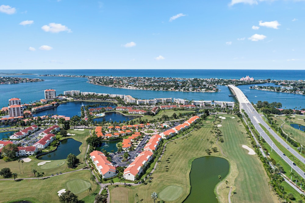 Vista Verde North 6-142 by Distinctive Beach Rentals