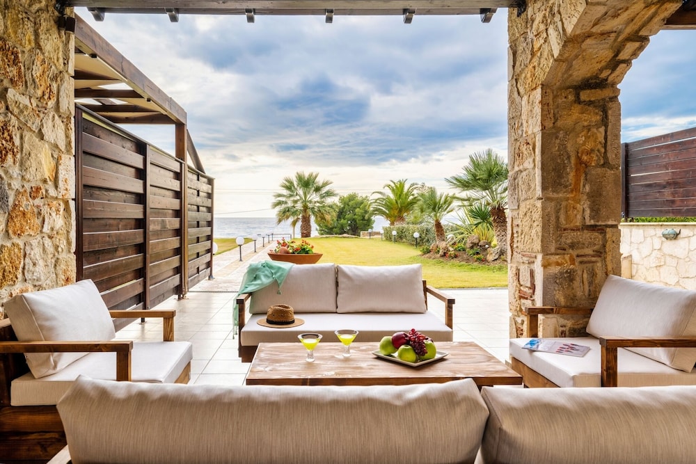 Palmrise Luxury Villas - Anemos Villa photo 1